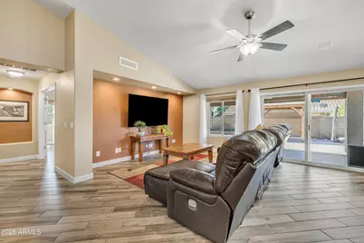 9555 E Juanita Avenue, Mesa, AZ 85209 - Photo 16