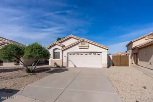 8746 W Lisbon Ln W, Peoria, AZ 85381 - Photo 2