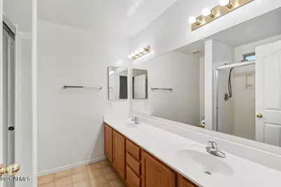 8746 W Lisbon Lane W, Peoria, AZ 85381 - Photo 20