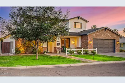 4233 E Fairmount Avenue, Phoenix, AZ 85018 - Photo 2