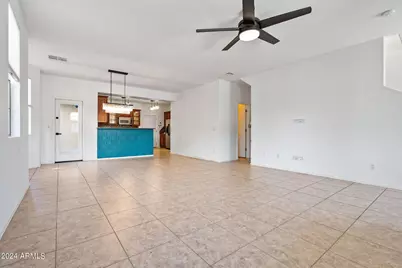 3771 E Kristal Way, Phoenix, AZ 85050 - Photo 10