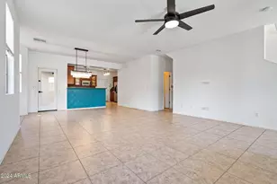 3771 E Kristal Way, Phoenix, AZ 85050 - Photo 10