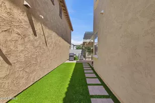 2560 S Betty St, Gilbert, AZ 85295 - Photo 46