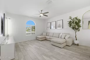 2560 S Betty St, Gilbert, AZ 85295 - Photo 12