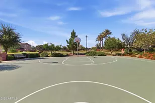 2560 S Betty St, Gilbert, AZ 85295 - Photo 58