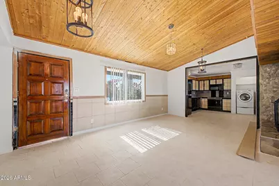 4215 N 105th Avenue, Phoenix, AZ 85037 - Photo 8