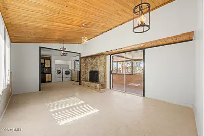 4215 N 105th Avenue, Phoenix, AZ 85037 - Photo 6