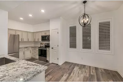 15221 N Clubgate Drive #Unit 1110, Scottsdale, AZ 85254 - Photo 10