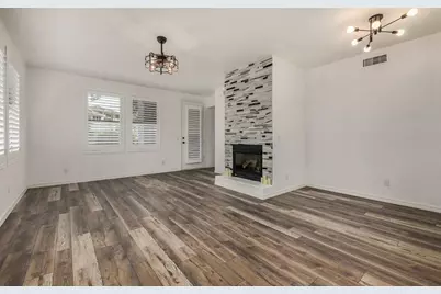 15221 N Clubgate Drive #Unit 1110, Scottsdale, AZ 85254 - Photo 4