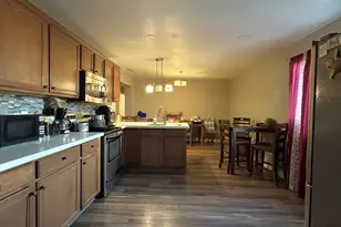 2102 N 50th Ln, Phoenix, AZ 85035 - Photo 4