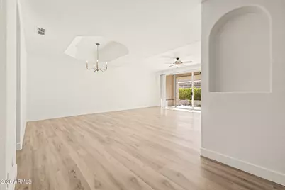 19420 N 83rd Drive, Peoria, AZ 85382 - Photo 2
