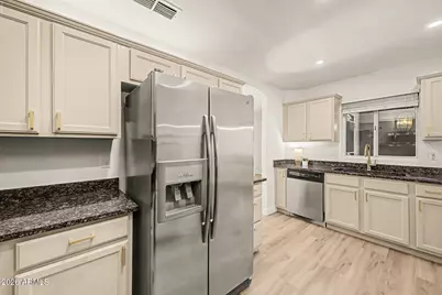 19420 N 83rd Drive, Peoria, AZ 85382 - Photo 8