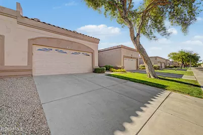 19420 N 83rd Drive, Peoria, AZ 85382 - Photo 18