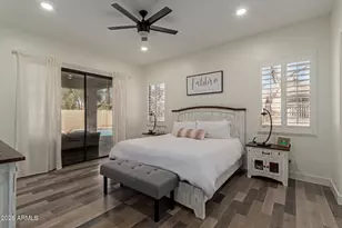 5242 E Herrera Dr, Phoenix, AZ 85054 - Photo 14