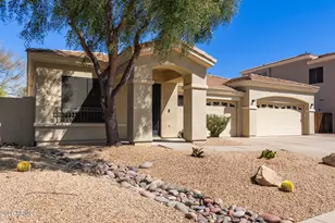 5242 E Herrera Dr, Phoenix, AZ 85054 - Photo 4