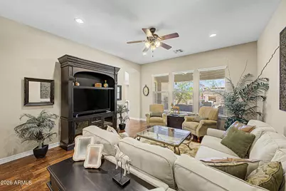 582 W Zion Place, Chandler, AZ 85248 - Photo 4