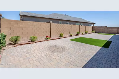 18934 W Sierra Street, Surprise, AZ 85388 - Photo 34