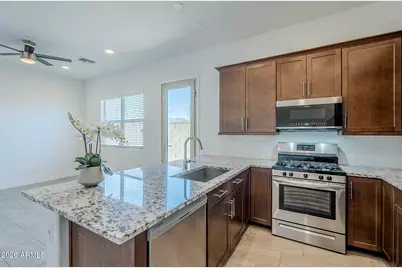 18934 W Sierra Street, Surprise, AZ 85388 - Photo 26