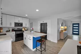 11220 N 15th Ave, Phoenix, AZ 85029 - Photo 6