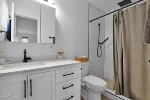 11220 N 15th Ave, Phoenix, AZ 85029 - Photo 14