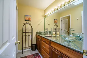 4116 E Paradise Dr, Phoenix, AZ 85028 - Photo 14