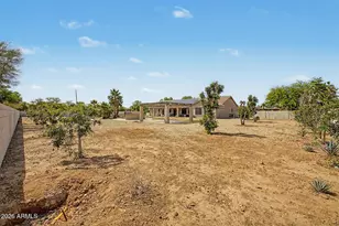 14389 W Becker Ln, Surprise, AZ 85379 - Photo 30