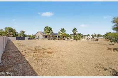 14389 W Becker Lane, Surprise, AZ 85379 - Photo 32