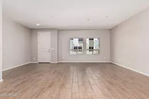 733 E Commonwealth Ave, Chandler, AZ 85225 - Photo 8
