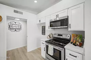 3660 W Bluefield Ave, Glendale, AZ 85308 - Photo 16