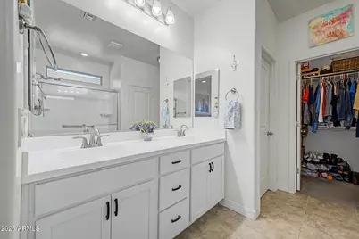 12242 W Rowel Road, Peoria, AZ 85383 - Photo 14