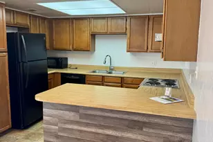 4810 W Manzanita Dr, Glendale, AZ 85302 - Photo 10
