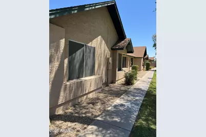 4810 W Manzanita Drive, Glendale, AZ 85302 - Photo 4