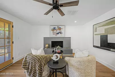 13615 N 18th Drive, Phoenix, AZ 85029 - Photo 12
