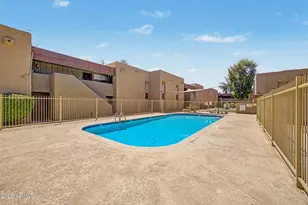 1701 W Tuckey Ln, Phoenix, AZ 85015 - Photo 28