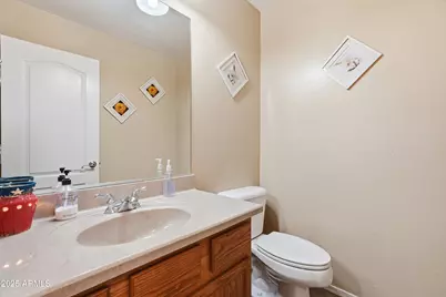 18391 W Port Royale Lane, Surprise, AZ 85388 - Photo 40