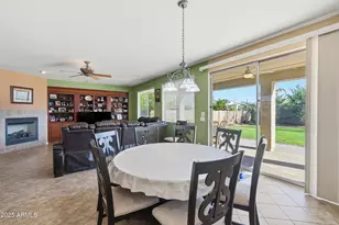 18391 W Port Royale Ln, Surprise, AZ 85388 - Photo 12