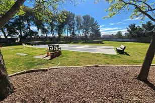 40667 N ClubHouse St, San Tan Valley, AZ 85140 - Photo 36