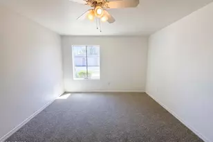 17017 N 12th St, Phoenix, AZ 85022 - Photo 4