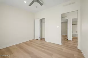 18254 W Peak View Rd, Surprise, AZ 85387 - Photo 24