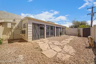 913 E Laguna Dr, Tempe, AZ 85282 - Photo 28