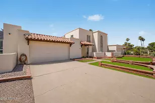 913 E Laguna Dr, Tempe, AZ 85282 - Photo 4