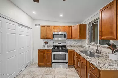 1405 W Brown Street, Phoenix, AZ 85021 - Photo 10