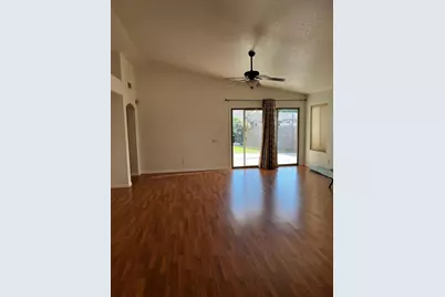 2429 E Patrick Lane, Phoenix, AZ 85024 - Photo 4
