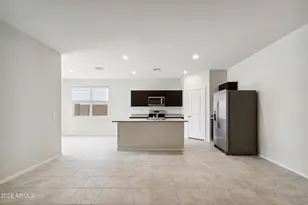 5428 E Darwin Dr, San Tan Valley, AZ 85140 - Photo 12