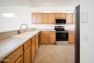 18651 N Salerno Ct, Surprise, AZ 85387 - Photo 8