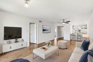 7436 E Chaparral Rd, Scottsdale, AZ 85250 - Photo 2