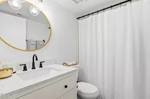 7436 E Chaparral Rd, Scottsdale, AZ 85250 - Photo 26