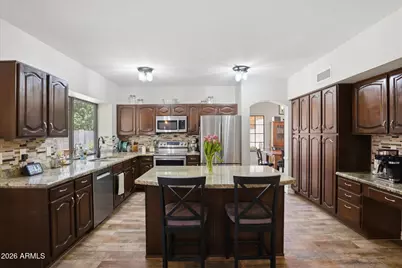 9680 S Dromedary Drive, Tempe, AZ 85284 - Photo 10