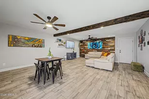 3907 W Paradise Dr, Phoenix, AZ 85029 - Photo 10