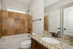 3760 E Covey Ln, Phoenix, AZ 85050 - Photo 26